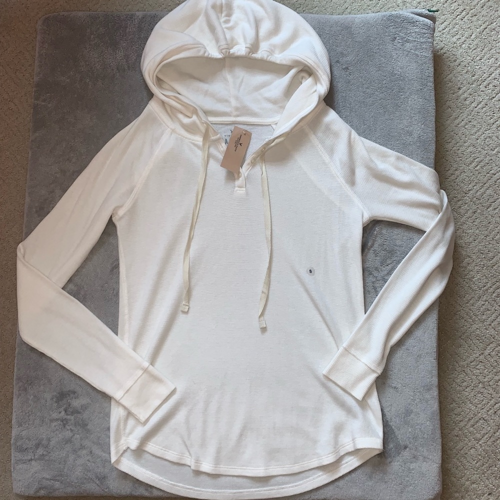 NWT American Eagle Outfitters Pullover